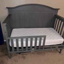 4 In 1 Crib 
