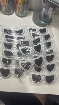 16 Heart White glasses