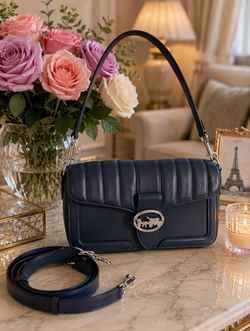 Beautiful Coach bag with a unique and elegant design ✨👜