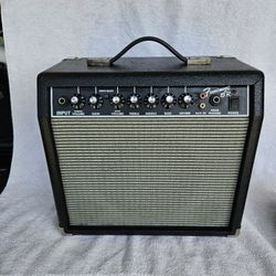 Clean Fender Squire 15R Amplifier Guitar Other 