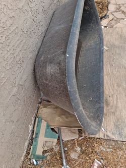 Outdoor basin