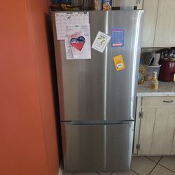 Refrigerator (MIDEA)