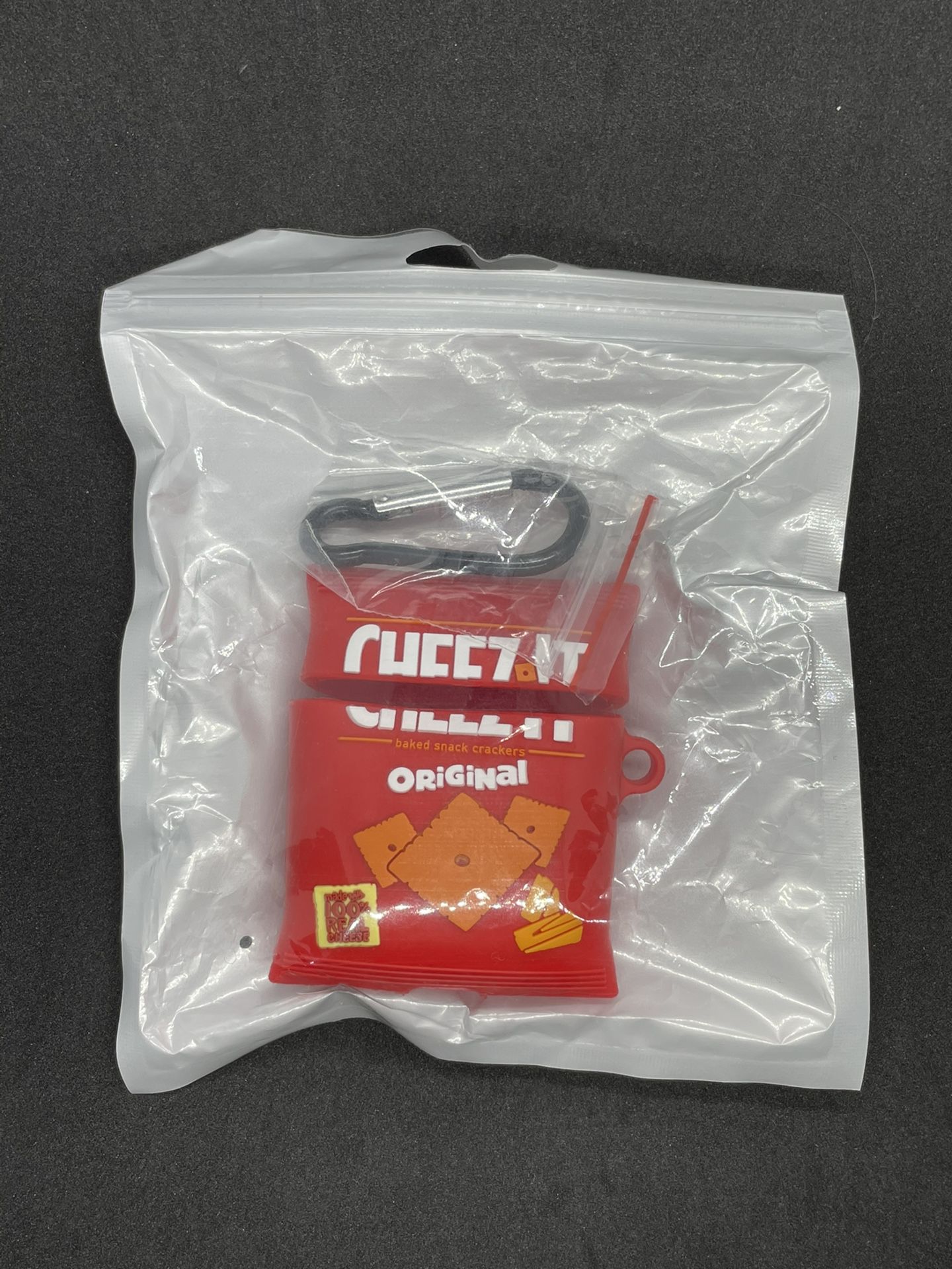 CHEEZ IT BAG AIR PODS CASE WITH CLIP 