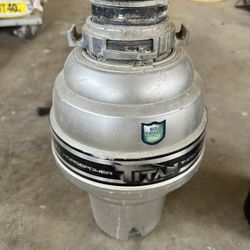 Food waste disposer