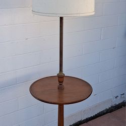 Vintage Lamp With Table 