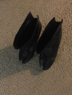 Aldo boots size 39, must have