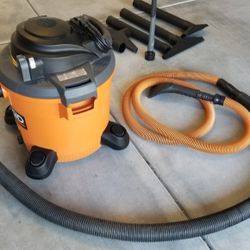 Ridgid Wet/Dry Vac, 5.0 hp, 12 gallon, all the accessories, works great!!