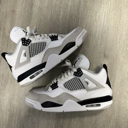 Jordan 4 Military Black size 10 men’s