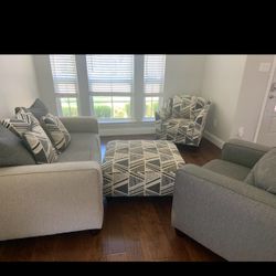 4 piece Couch Set