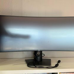 Dell Monitor Ultra sharp 38 Curved USBC HUB Monitor - U3824DW