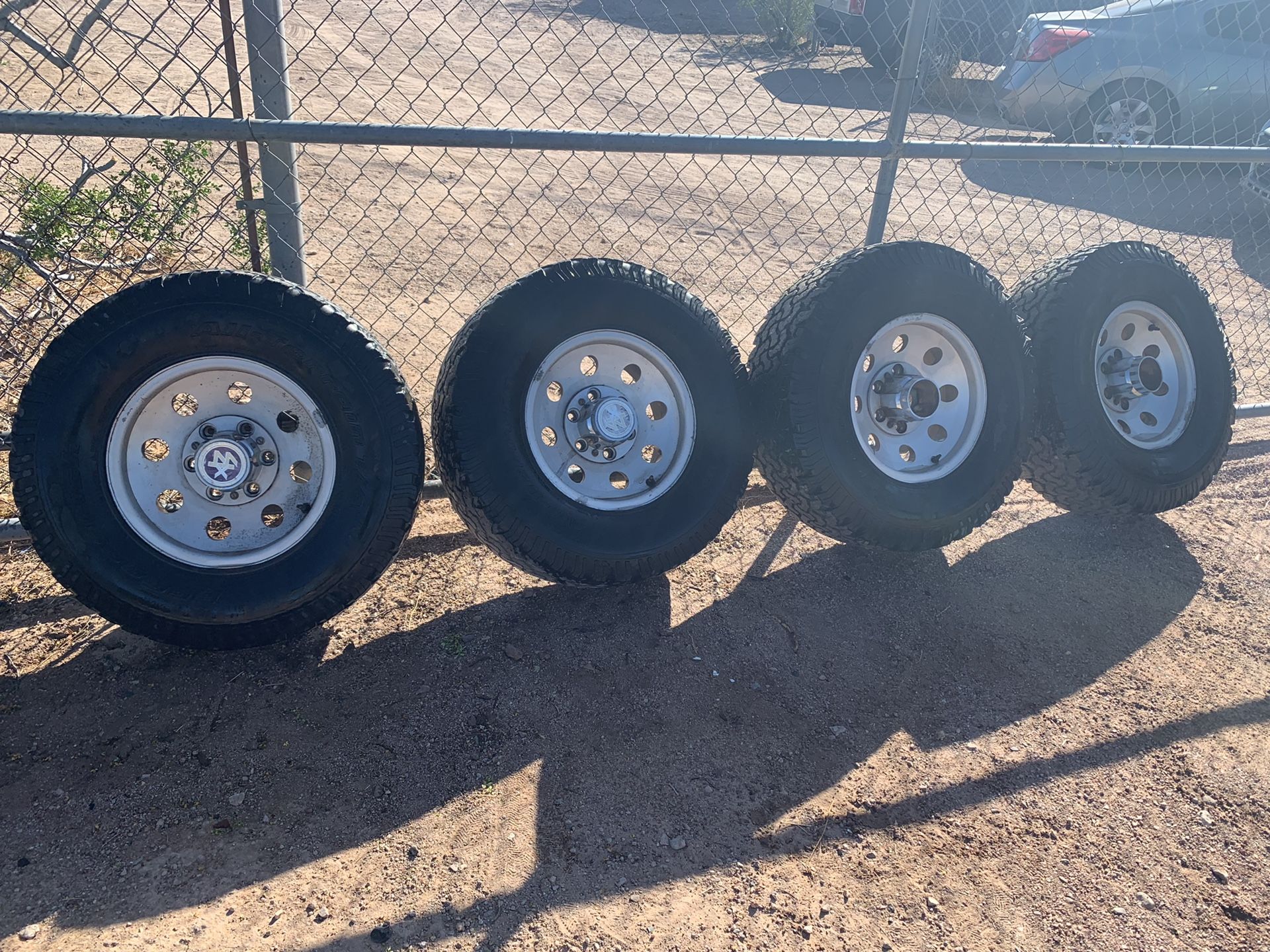 Chevy/GMC Wheels and Tires with Center Caps