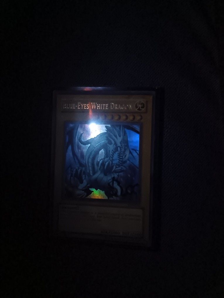 Blue Eye White Dragon Lob