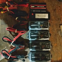 Car mechanic Battery Testers Car. Parts Scanner