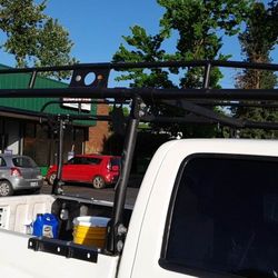 Selling this rack for $500  it works for a Chevy Colorado 