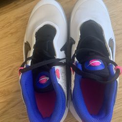 Nike team Basketball Shoes 7y