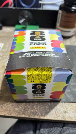 Cambio o vendo stikers Panini 2027