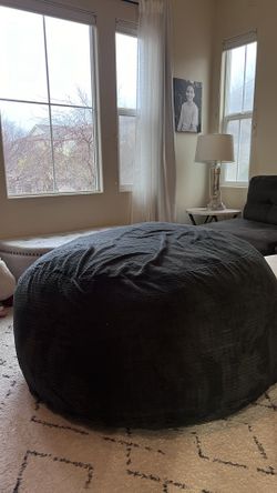 GIANT BEAN BAG CHAIR - EXCELLENT CONDITION From LOUNGE AND CO