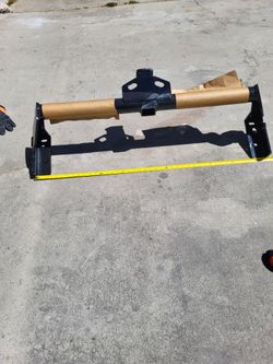 TOW BAR