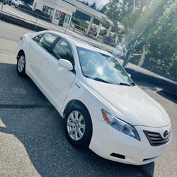 Toyota Camry Hybrid 2009