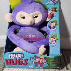 Fingerlings HUGS - Kiki - Advanced Interactive Plush Baby Monkey Pet - by WowWee (Amazon Exclusive)

Dimensions: 18.25 x 5.3 x 29.5 inches

Brand new 
