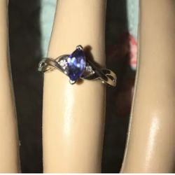 14k white gold tanzanite and diamond ring 