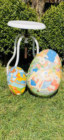 Sweet paper mache eggs!