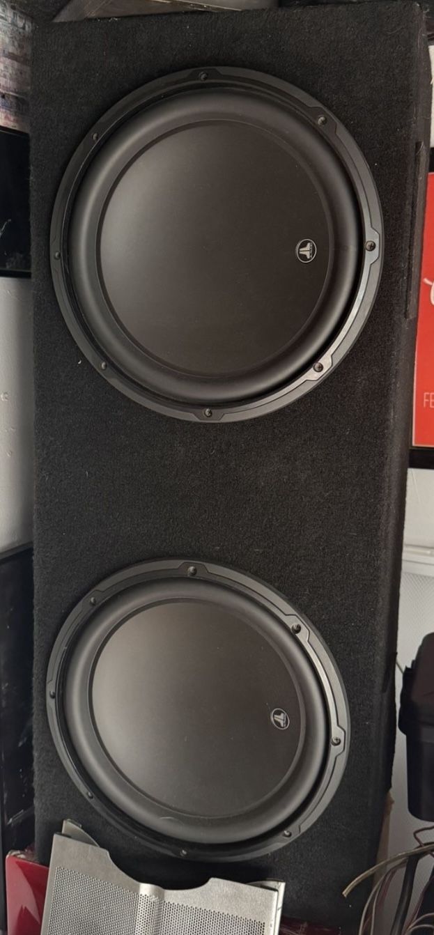Jl Audio W3 12 Inch Subwoofers In Sealed Box