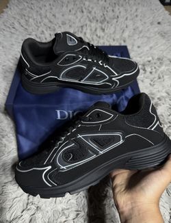 Dior B30