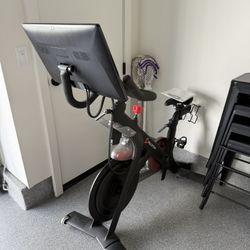 Peloton Bike