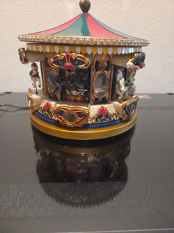 Vintage Mr Christmas Holiday Around the Carousel Musical Animation