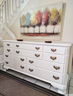 ETHAN ALLEN SOLID WOOD DRESSER EXCELLENT CONDITION DELIVERY AVAILABLE 