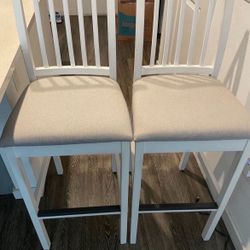 2 Bar Stool Chairs 