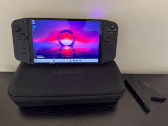 Lenovo Legion Go Z1 Extreme 1TB – 16GB RAM + Case – Excellent Condition