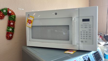 Like new GE microwave