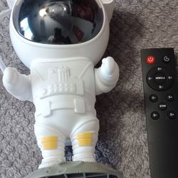 astronaut galaxy projector 