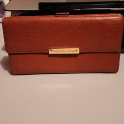 michael kors leather wallet