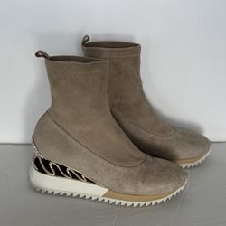 Le Silla, Wave Chic Tan Wedge Boots Size 6.5