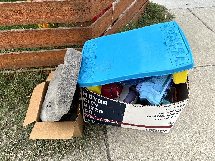 Free Kitchen Stuff And Lotions Mixed Items 