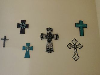 Wall Decor- Crosses 6pc 