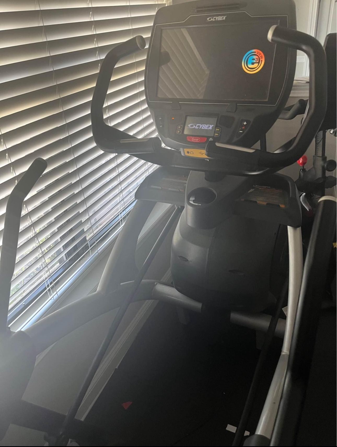 Cybex Elliptical  Commercial Grade 