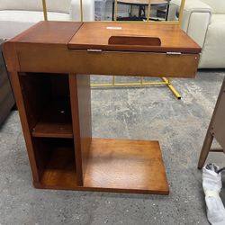 Kerlin 23.6 in. Walnut C-Shaped Wood End Table