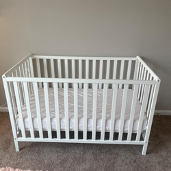 Delta Heartland Crib