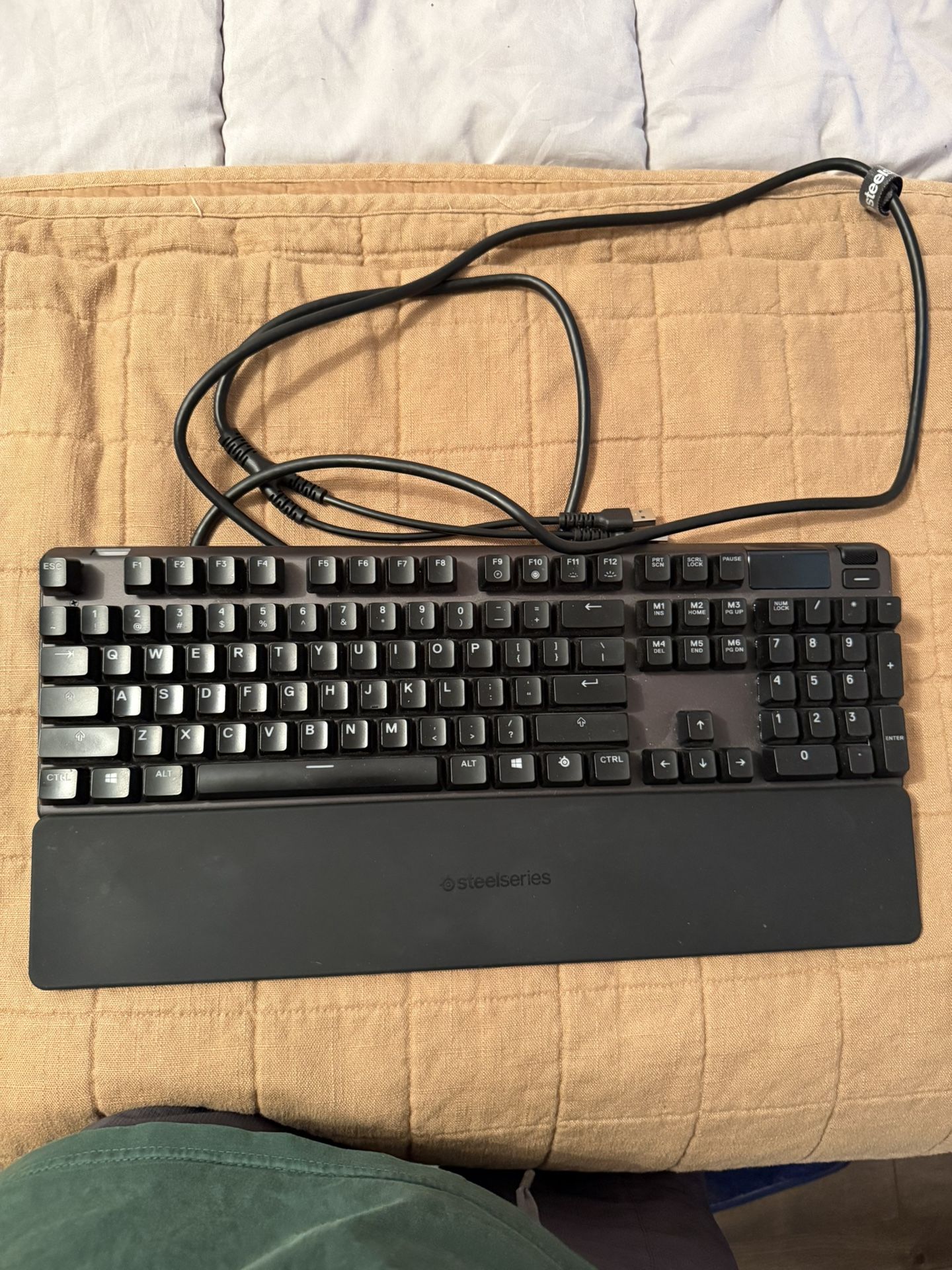 Steelseries APEX 7 Keyboard 