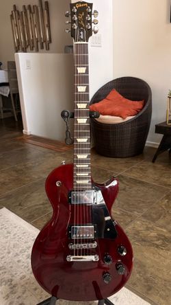 Gibson Les Paul Studio Modern Electric Guitar - Wine Red Satin