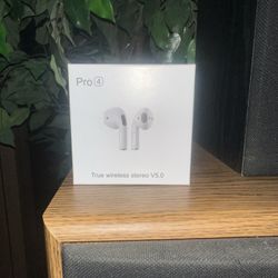 Wireless Headphones Charger Included 