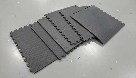 $20 for all 6! (6) 24.5” Interlocking Foam 1/3” Thick Gym Garage Shop Floor Tiles!  24.75x.33”