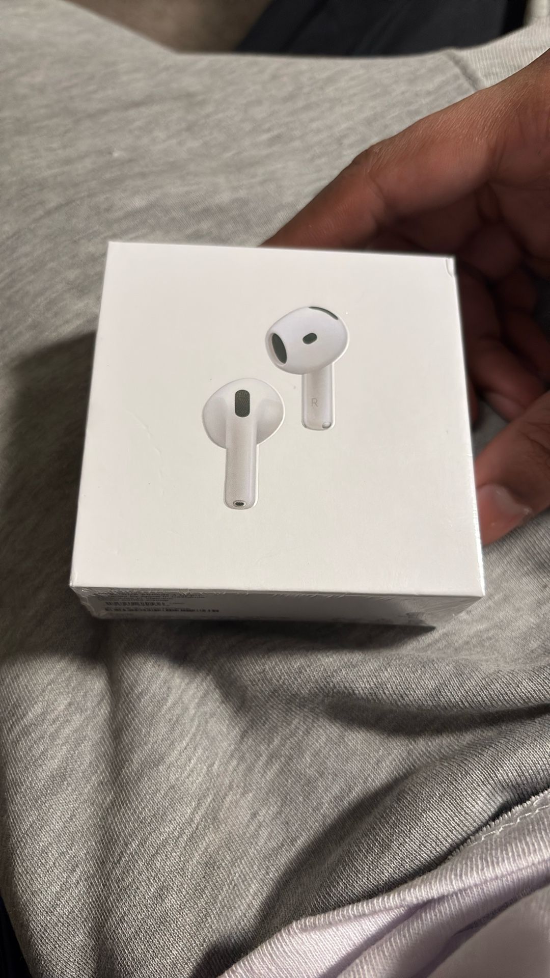 Airpods 4