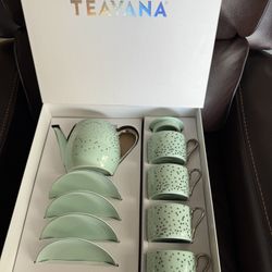 TEAVANA 4 Place Tea Set