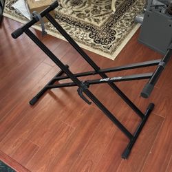 Piano / Keyboard Stand