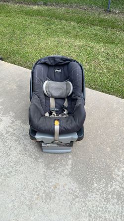 Baby car seat with base